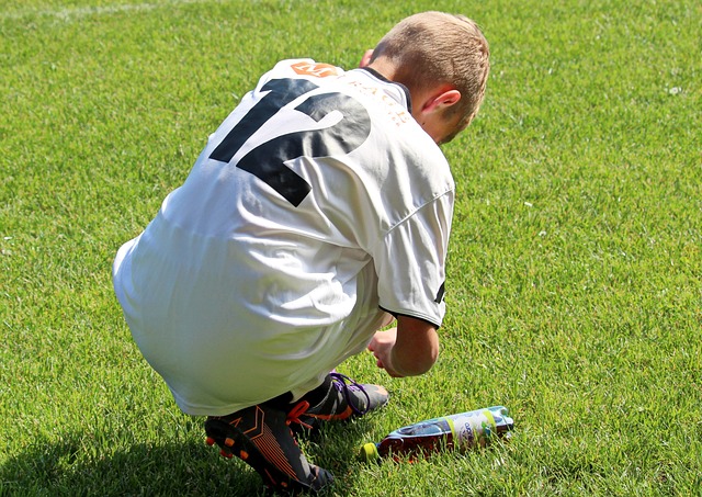 更关涉他如 更关涉他如