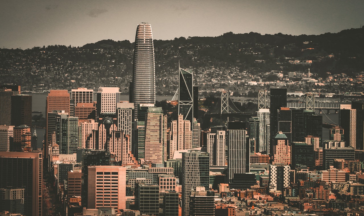 迹颇具传奇 迹颇具传奇